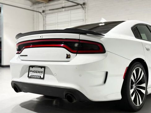 Used 2019 Dodge Charger Scat Pack w/ Plus Group image 9