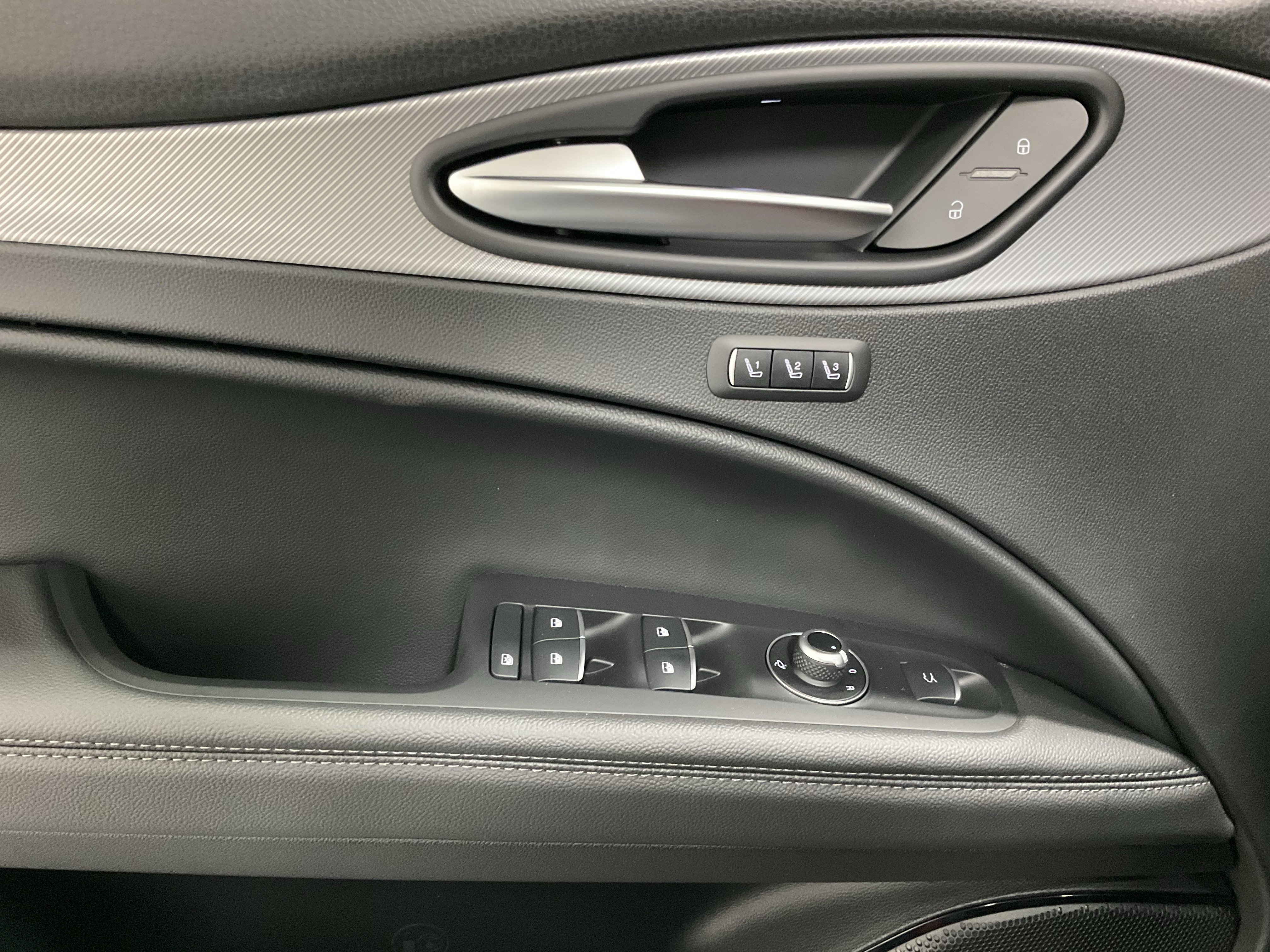 New 2026 Alfa Romeo Stelvio Sprint AWD/4WD image 16
