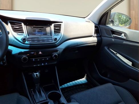 Used 2017 Hyundai Tucson SE w/ SE Popular Package 02 AWD/4WD image 23