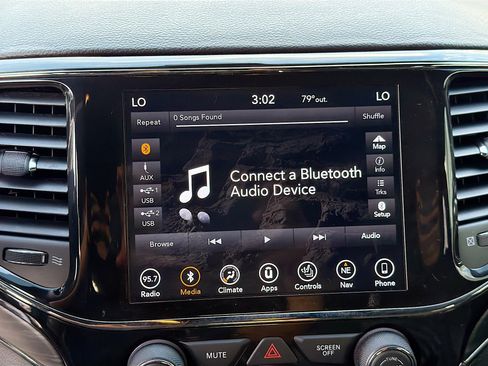 Used 2019 Jeep Grand Cherokee Limited X image 31