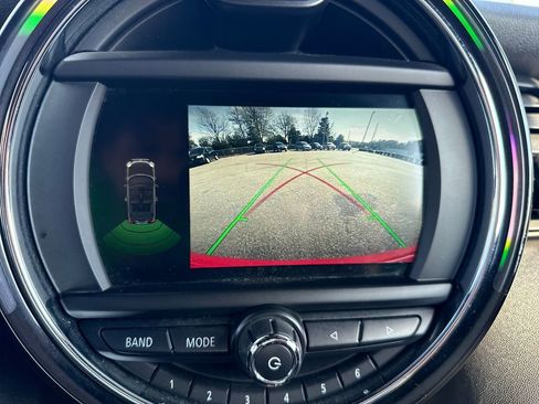 Used 2019 MINI Cooper S w/ Signature Upholstery Package image 21