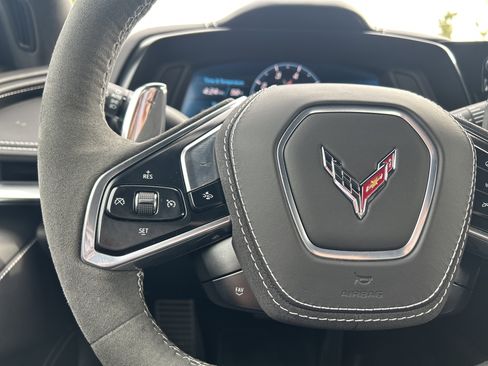 Used 2024 Chevrolet Corvette Stingray Premium Cpe w/ Z51 Performance Package RWD image 18