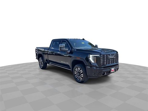 New 2025 GMC Sierra 3500 Denali Ultimate image 2