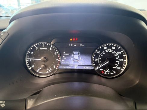 Used 2022 Nissan Armada SL w/ Captain's Chairs Package AWD/4WD image 27