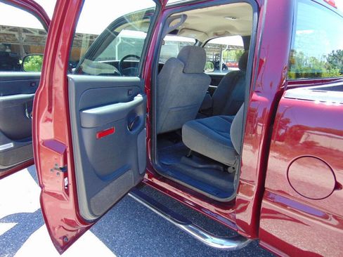 Used 2005 Chevrolet Silverado 1500 LS w/ Light Duty Power Package image 12