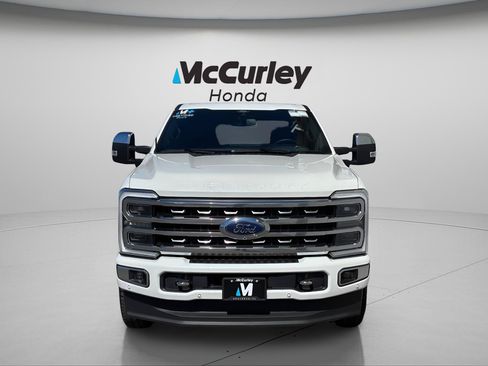 Used 2024 Ford F350 Platinum AWD/4WD image 7