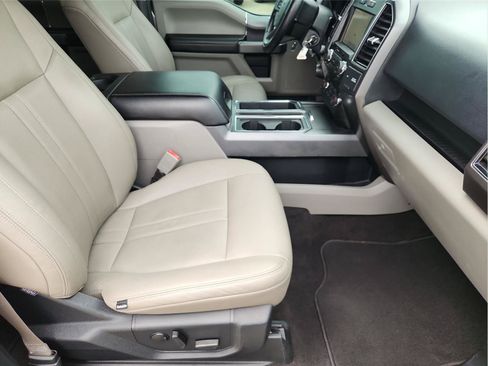 Used 2020 Ford F150 XLT w/ Equipment Group 302A Luxury AWD/4WD image 26