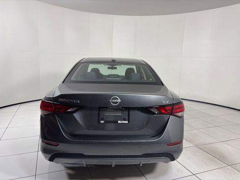 Used 2024 Nissan Sentra SV image 4