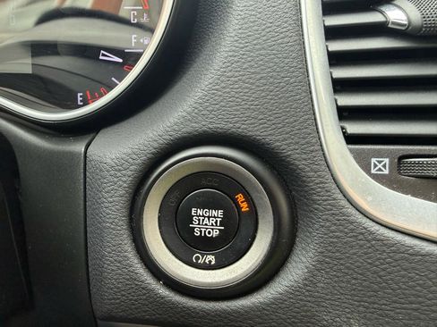 Used 2020 Dodge Durango AWD image 24