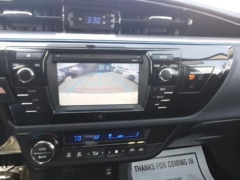 Used 2015 Toyota Corolla S FWD image 14