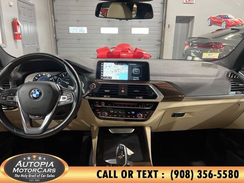 Used 2018 BMW X3 xDrive30i w/ Premium Package image 19