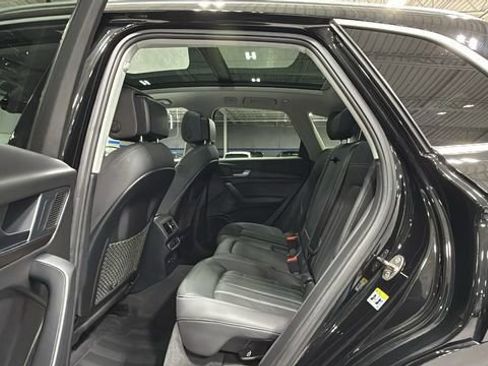 Used 2021 Audi Q5 2.0T Premium Plus w/ Premium Plus Package image 13