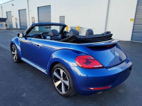 Used 2013 Volkswagen Beetle 2.0T image 20
