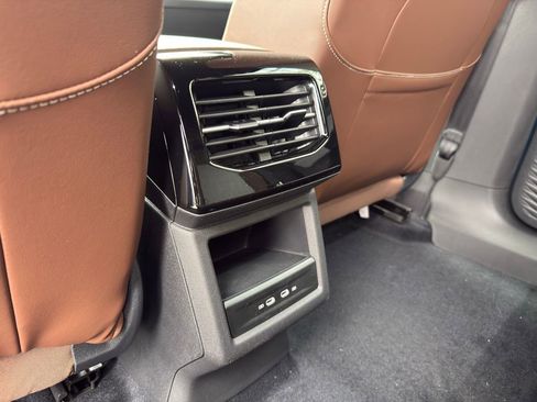 New 2026 Volkswagen ID.4 Pro image 24