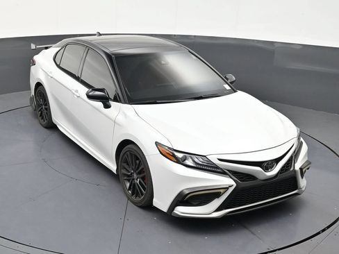 Used 2024 Toyota Camry XSE FWD image 19