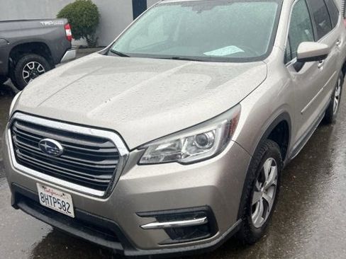 Used 2019 Subaru Ascent Premium w/ Popular Package #3 image 8