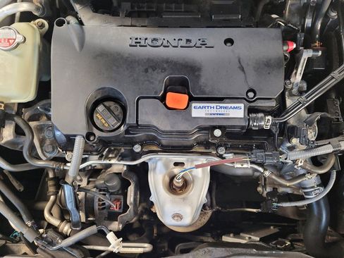 Used 2018 Honda Civic EX image 30