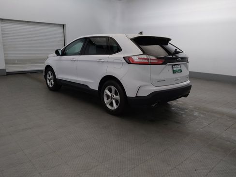 Used 2020 Ford Edge SE FWD image 3