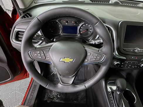 Used 2024 Chevrolet Equinox LT FWD image 19