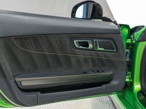 Used 2018 Mercedes-Benz AMG GT R image 96