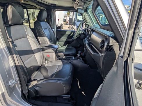 Used 2019 Jeep Wrangler Unlimited Sport S image 19