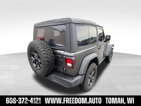 Used 2022 Jeep Wrangler Sport AWD/4WD image 5