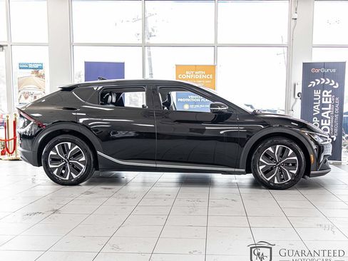 Used 2024 Kia EV6 Light AWD/4WD image 9