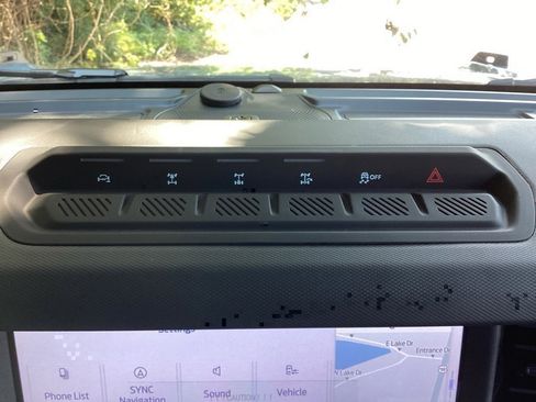 New 2025 Ford Bronco Badlands image 55