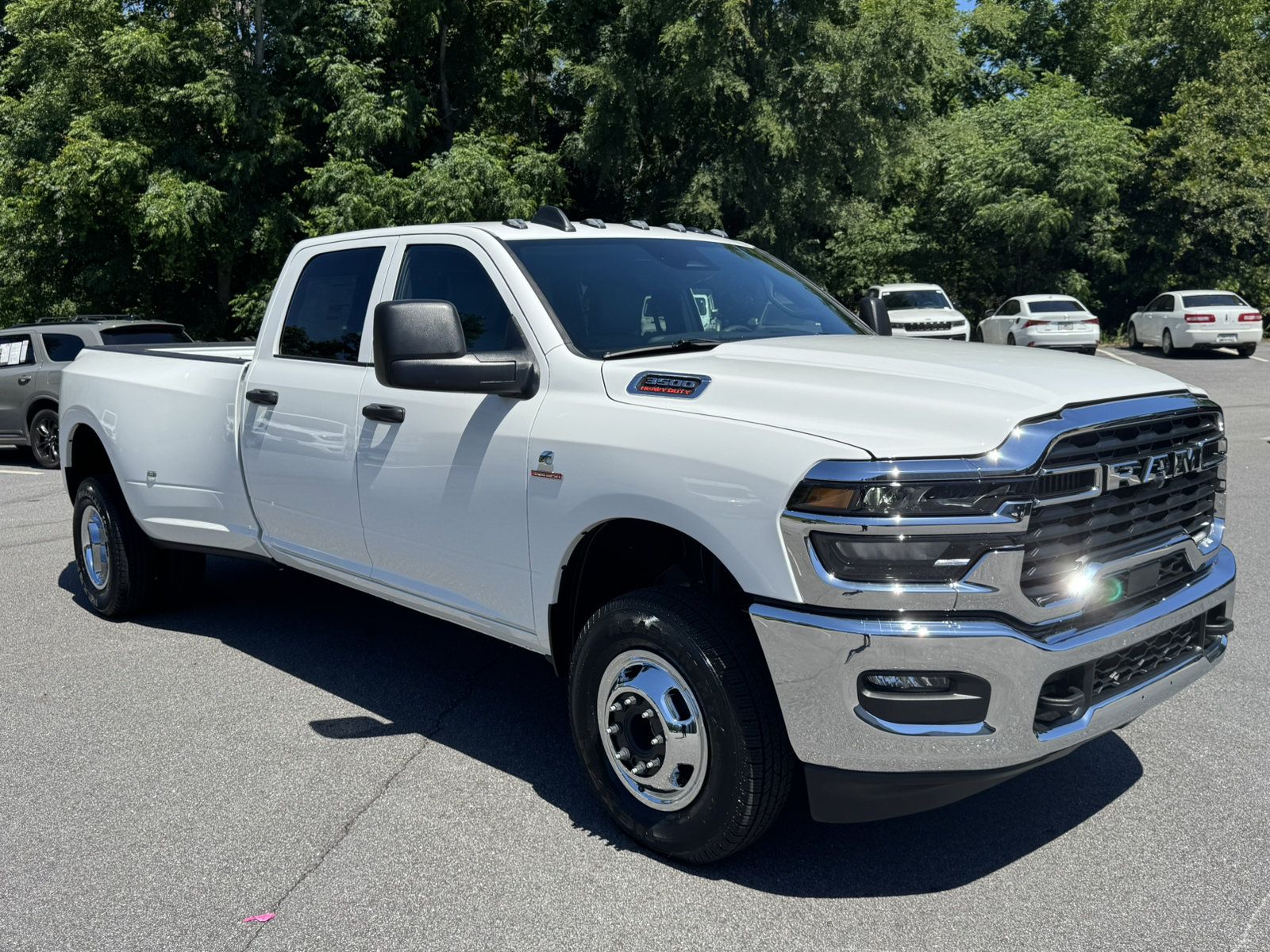 New 2026 RAM 3500 Tradesman w/ Chrome Appearance Group A AWD/4WD image 3