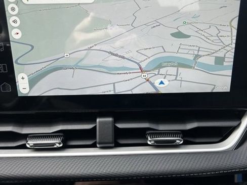 New 2026 Chevrolet Equinox LT image 30