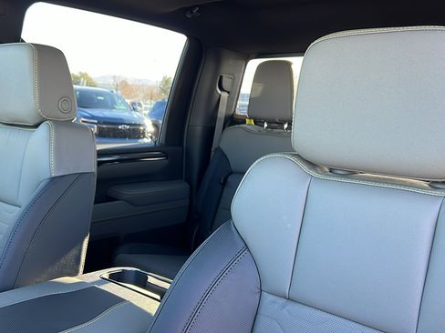 New 2026 Chevrolet Silverado 2500 ZR2 w/ LPO, Dark Essentials Package image 22