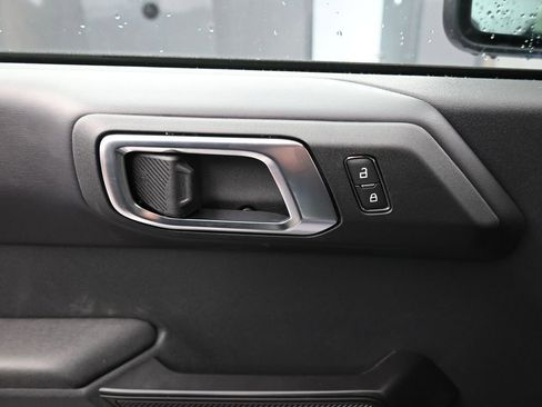 New 2025 Ford Bronco Badlands image 20