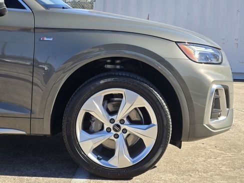 Certified 2023 Audi Q5 2.0T Premium Plus w/ Premium Plus Package image 11