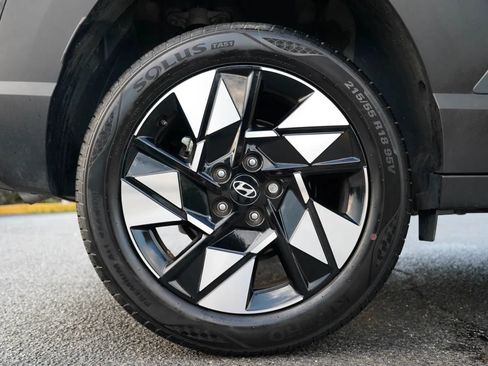 Used 2024 Hyundai Kona SEL AWD/4WD image 14