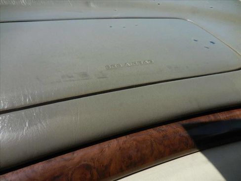 Used 1999 Toyota Solara SLE w/ Sport Pkg image 9