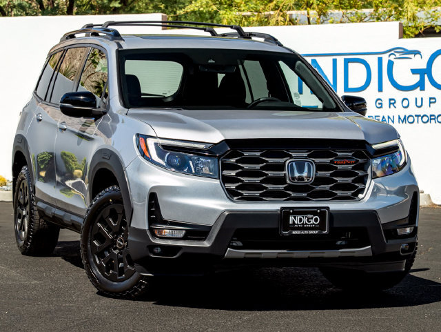 Used 2022 Honda Passport TrailSport image 4
