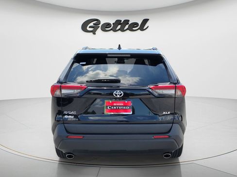 Used 2023 Toyota RAV4 XLE Premium FWD image 6