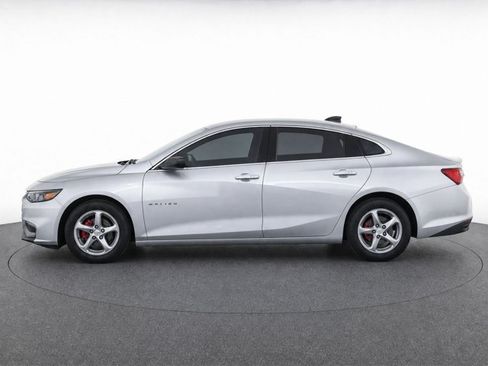 Used 2018 Chevrolet Malibu LS FWD image 4