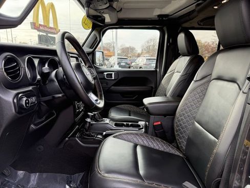 Certified 2021 Jeep Gladiator Overland image 8