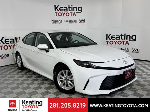 Certified 2025 Toyota Camry LE image 2