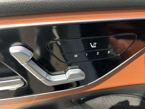 Used 2023 Mercedes-Benz C 300 4MATIC Sedan image 19