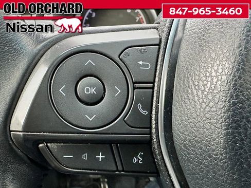 Used 2018 Toyota Camry L image 18