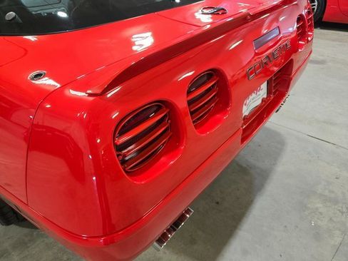 Used 1996 Chevrolet Corvette Coupe image 30