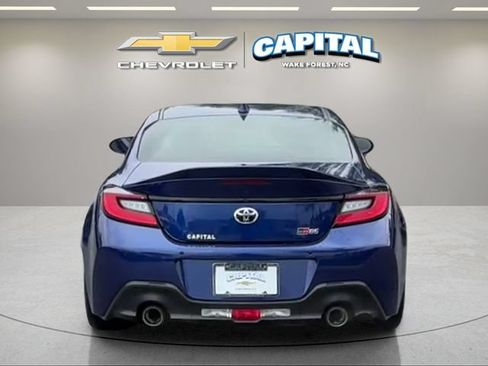 Used 2023 Toyota GR86 Premium RWD image 5