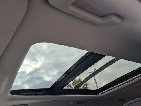 New 2025 Nissan Pathfinder SV w/ SV Premium Package image 15