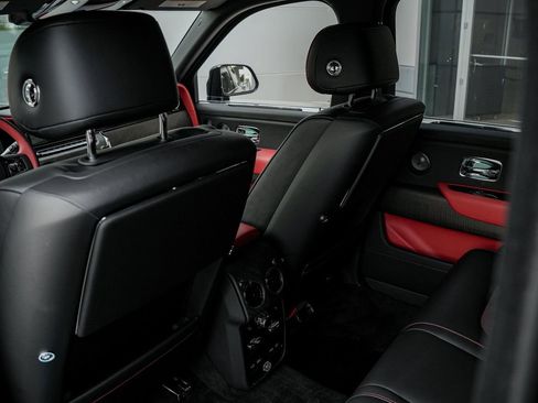 New 2026 Rolls-Royce Cullinan AWD/4WD image 40