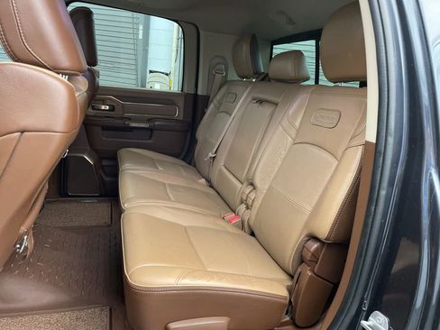 Certified 2022 RAM 3500 Limited image 17