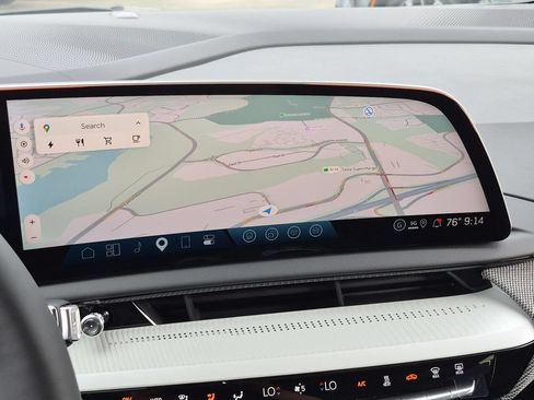 Used 2027 Cadillac Optiq Luxury RWD image 13