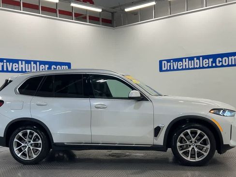 Used 2024 BMW X5 xDrive40i w/ Premium Package AWD/4WD image 11