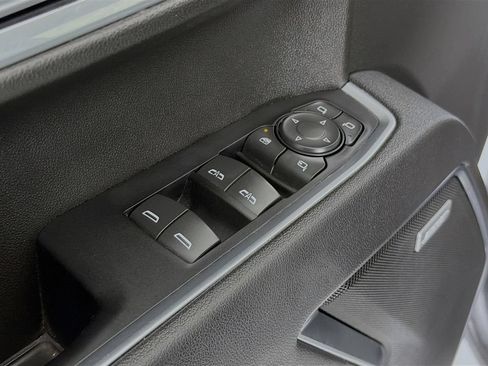 Used 2025 Chevrolet Silverado 1500 LTZ AWD/4WD image 22